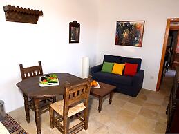 Eveleos Country House