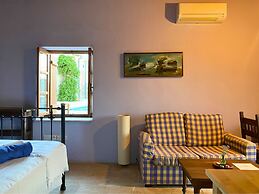 Eveleos Country House