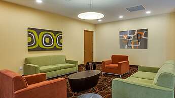 Holiday Inn Express & Suites Fort Lauderdale Airport South by IHG