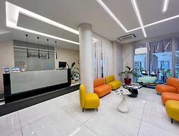 Hotel Joli