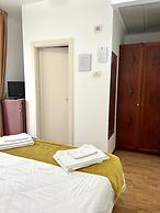 Hotel Joli