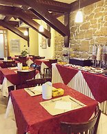Hotel Joli