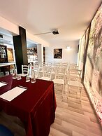 Hotel Joli