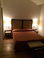 Hotel Joli