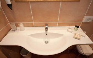 Saturnia Tuscany Hotel