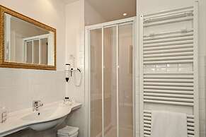 Saturnia Tuscany Hotel