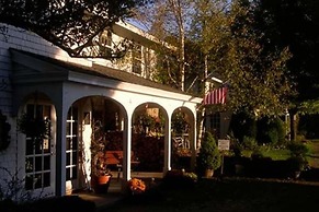 Deerhill Inn