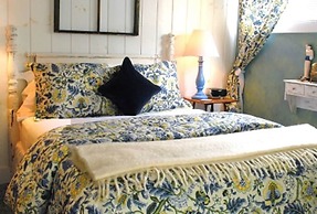 Deerhill Inn