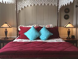 Deerhill Inn