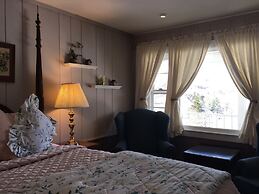 Deerhill Inn