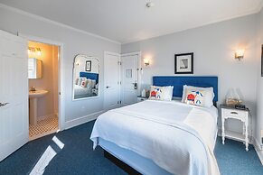 Grand Victorian - Spring Lake