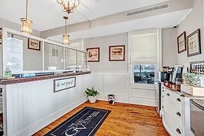 Grand Victorian - Spring Lake