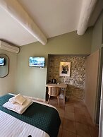 Mas des Romarins, The Originals Relais