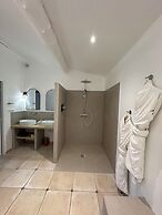 Mas des Romarins, The Originals Relais