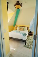 Water's Edge Inn - Adults Only