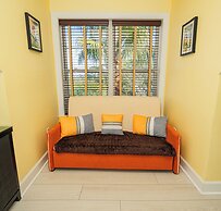 Water's Edge Inn - Adults Only