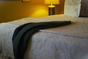 Claremont Inn & Winery