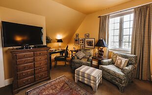 Claremont Inn & Winery