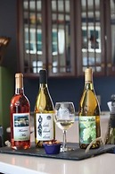 Claremont Inn & Winery