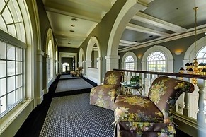 Claremont Inn & Winery