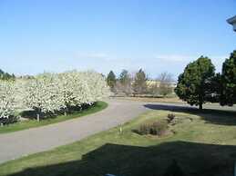 Claremont Inn & Winery