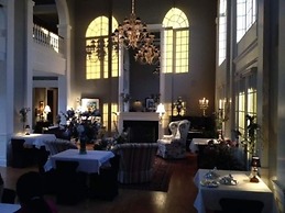 Claremont Inn & Winery