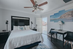 Sea Air Inn & Suites - Downtown - Restaurant Row