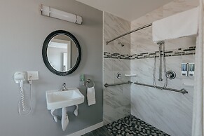 Sea Air Inn & Suites - Downtown - Restaurant Row