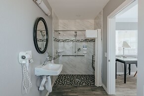 Sea Air Inn & Suites - Downtown - Restaurant Row