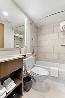 Holiday Inn Manhattan 6th Ave - Chelsea by IHG