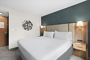 Holiday Inn Manhattan 6th Ave - Chelsea by IHG