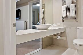 Deep Blue Hotel & Hot Springs