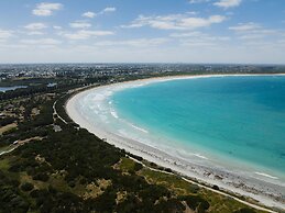 Deep Blue Hotel & Hot Springs