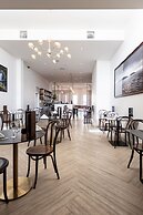 Deep Blue Hotel & Hot Springs