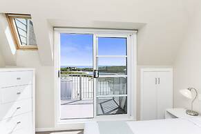 Deep Blue Hotel & Hot Springs