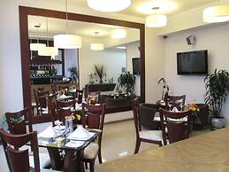 Hotel Platinum Suite