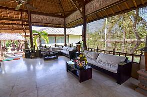 Aneka Lovina Villas and Spa
