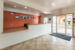 Motel 6 Alvarado, TX