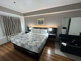 Motel 6 Alvarado, TX