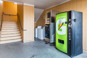 Motel 6 Alvarado, TX