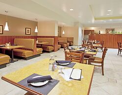 Holiday Inn Toledo-Maumee (I-80/90), an IHG Hotel