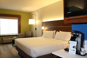 Holiday Inn Express & Suites Mansfield by IHG
