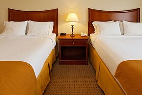 Holiday Inn Express & Suites Mansfield by IHG