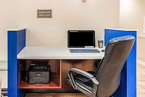 La Quinta Inn & Suites by Wyndham Ruidoso Downs