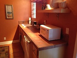 The Mango Inn Bed & Breakfast