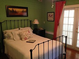 The Mango Inn Bed & Breakfast