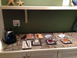 The Mango Inn Bed & Breakfast