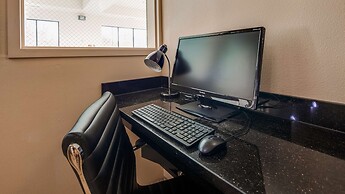 Best Western Plus Battle Ground Inn & Suites