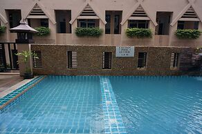 Maninarakorn Hotel