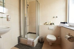 Atomis Hotel Düsseldorf City